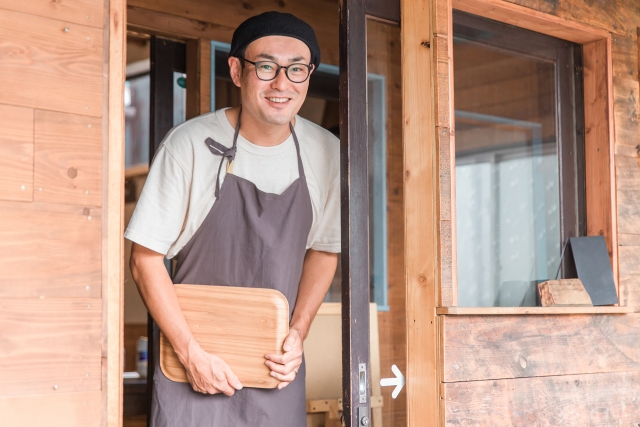 子供っぽい男性と付き合うデメリットは？付き合うと苦労する？子供っぽい男性の短所について